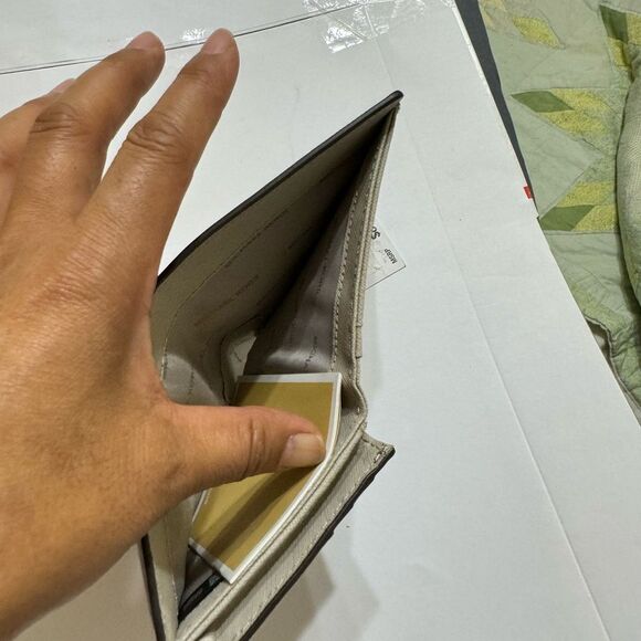 NWT Vintage Y2K Rare Michael Kors Tri-Fold Jet set travel‎ wallet - Picture 3 of 3